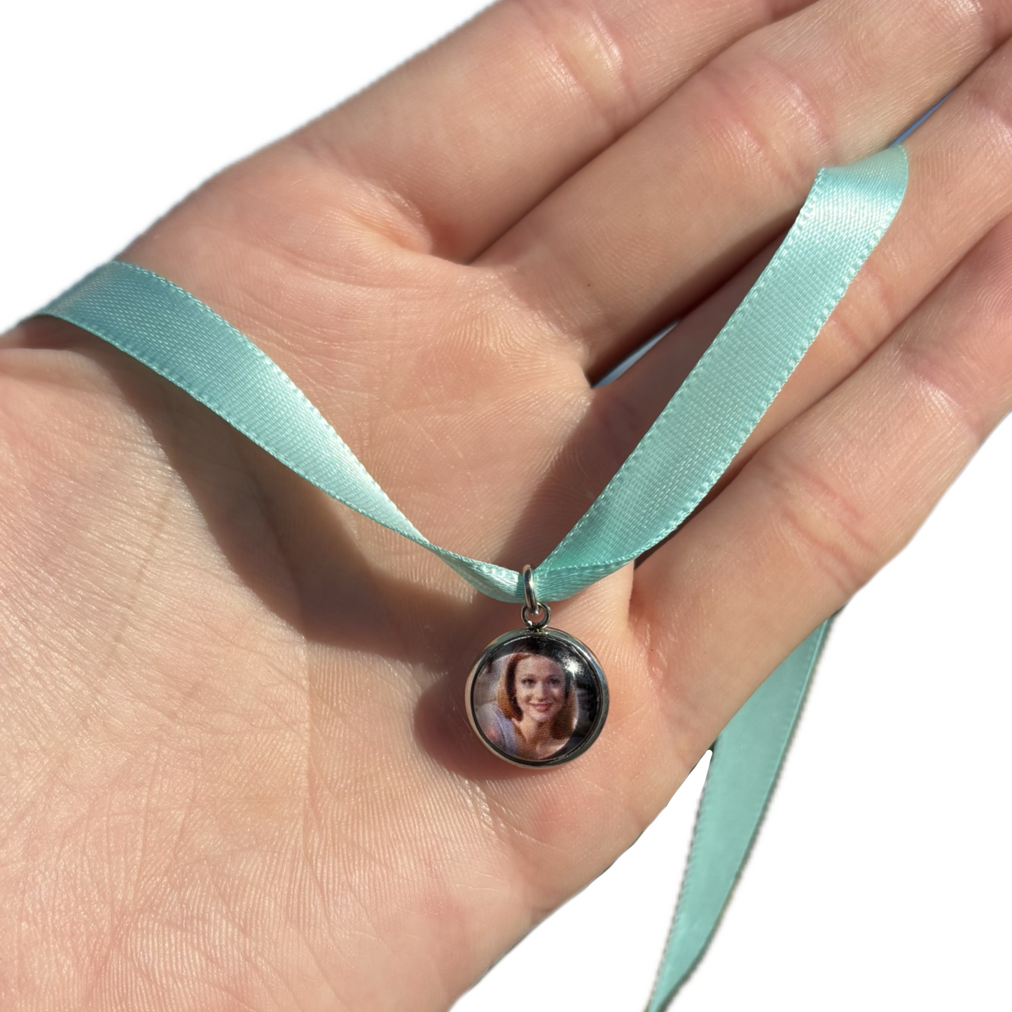 Jennifer Jareau ribbon necklace