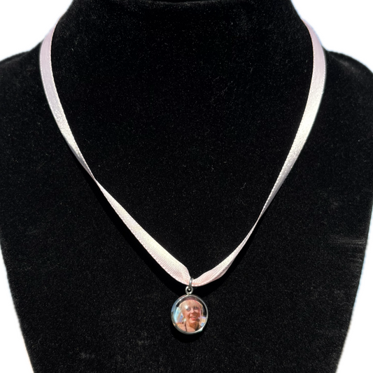 Penelope Garcia ribbon necklace