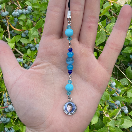 Bluebstiel beaded phone charm